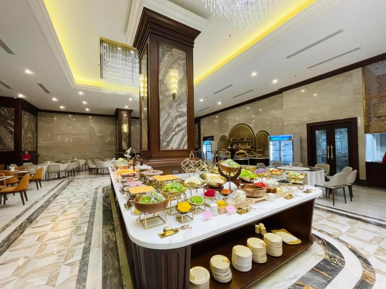 Cua Dong Luxury Hotel Vinh Exterior foto